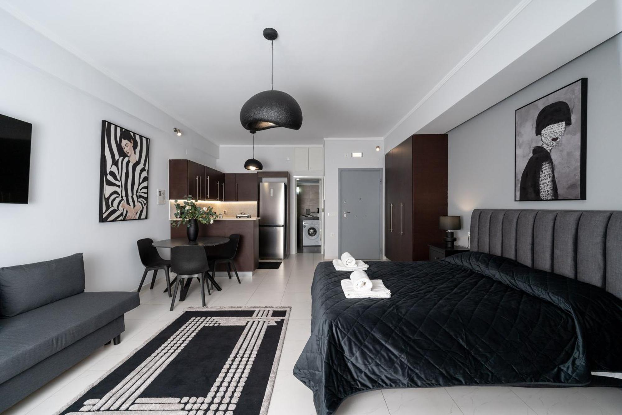 Byron Luxury Apartments Aigio Exterior photo
